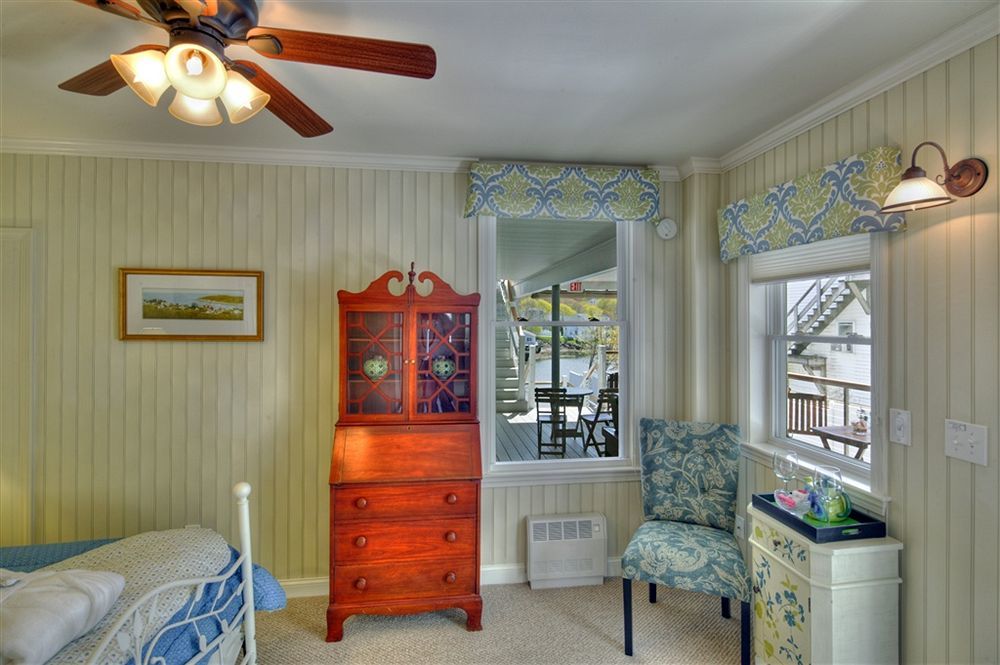 Harborage Inn On The Oceanfront บูธเบย์ฮาร์เบอร์ ภายนอก รูปภาพ